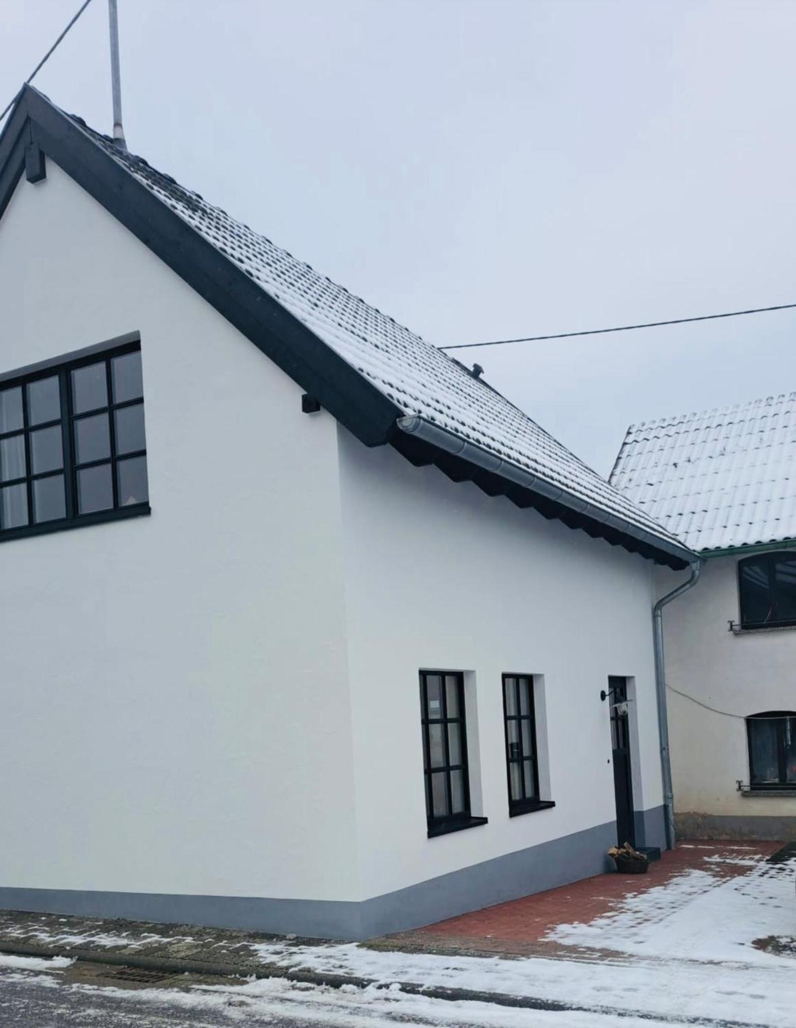 Eifel-Bau-Traum Schlich Villa Wershofen ภายนอก รูปภาพ